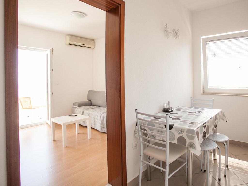 Apartments Kairos Сегет-Враниця Екстер'єр фото