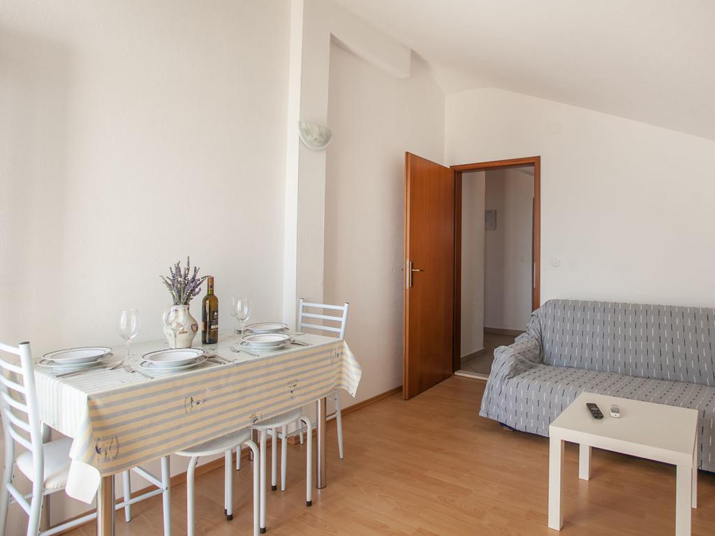 Apartments Kairos Сегет-Враниця Екстер'єр фото