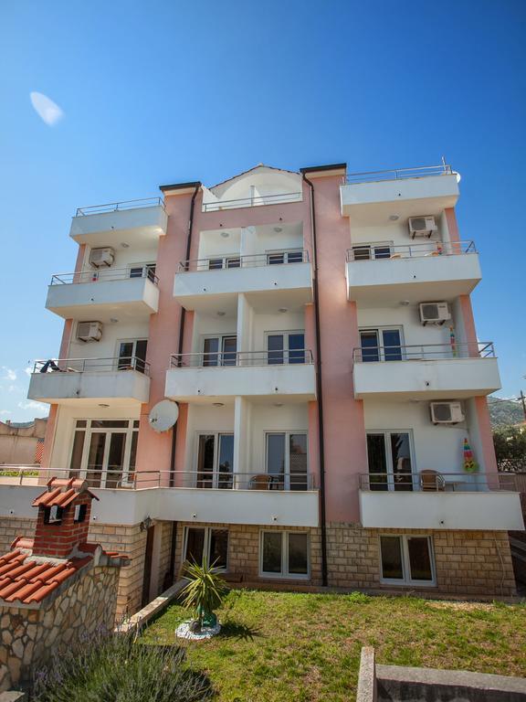 Apartments Kairos Сегет-Враниця Екстер'єр фото