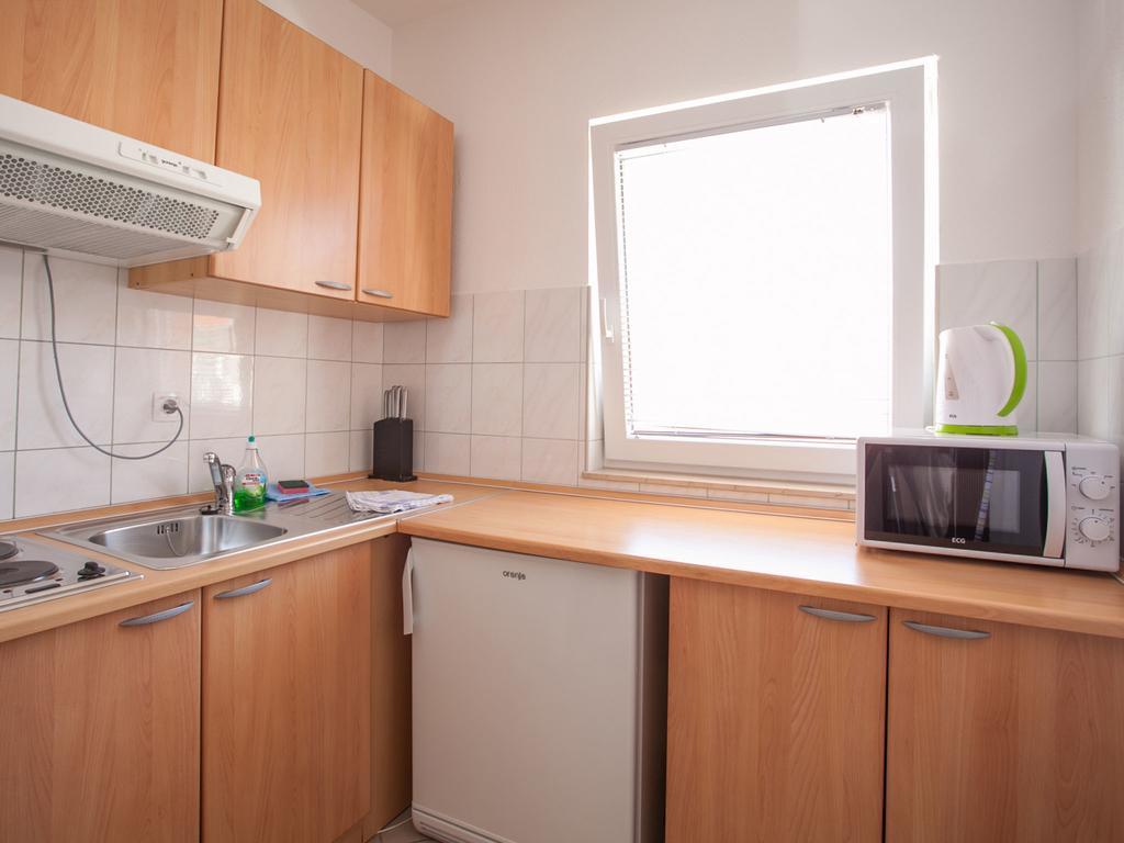 Apartments Kairos Сегет-Враниця Екстер'єр фото
