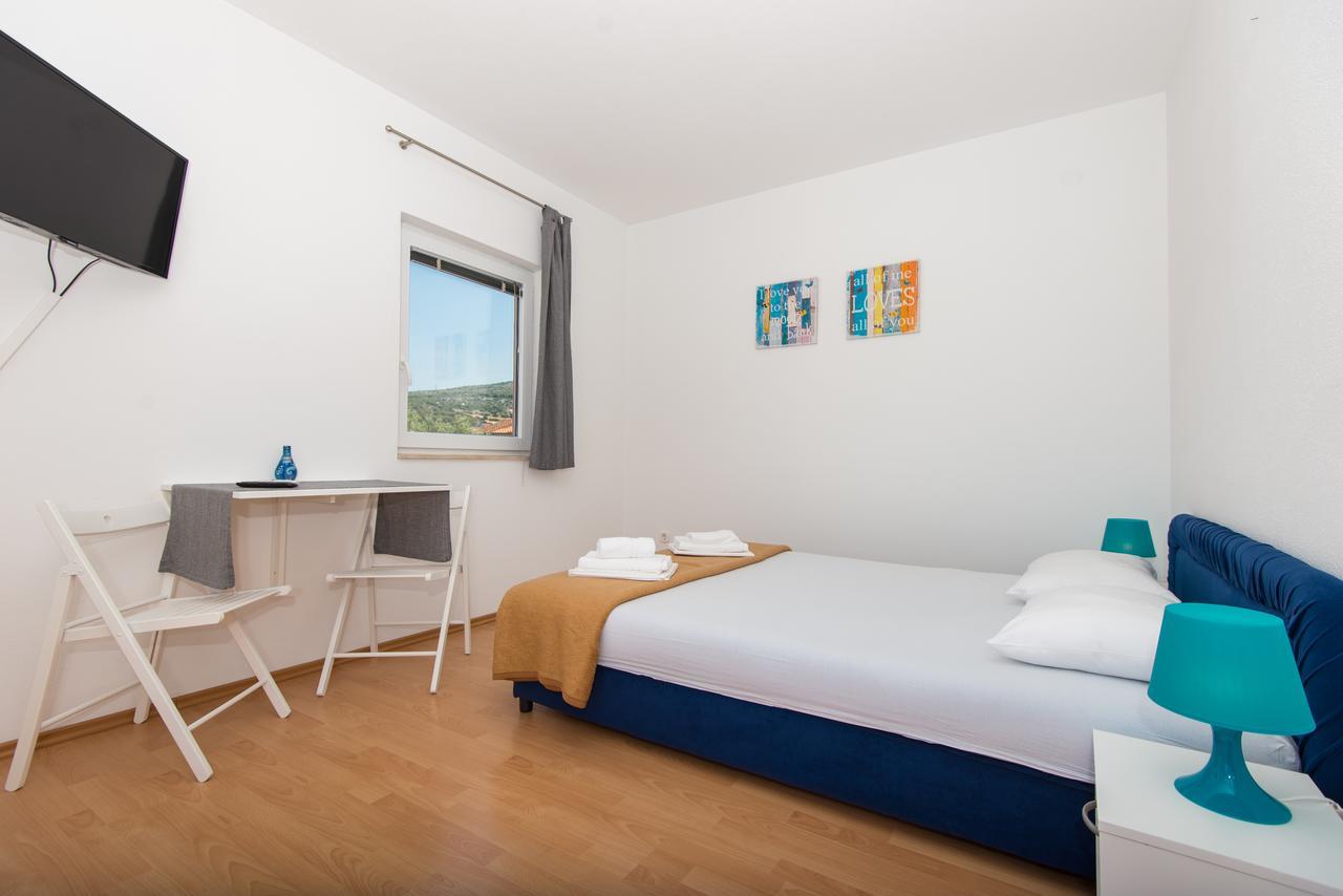 Apartments Kairos Сегет-Враниця Екстер'єр фото